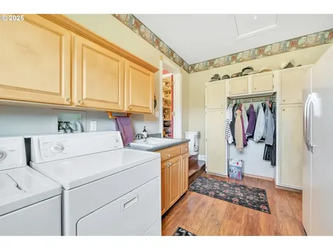 30356 Camas Swale Road Creswell OR 97426