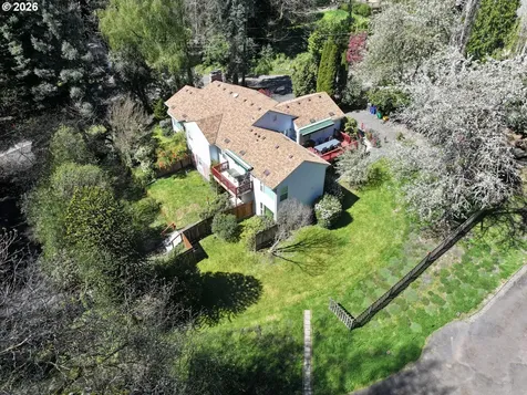 9310 SW 18th Place Portland OR 97219