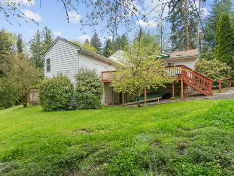 9310 SW 18th Place Portland OR 97219