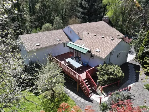 9310 SW 18th Place Portland OR 97219