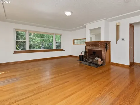 9310 SW 18th Place Portland OR 97219