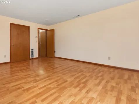 9310 SW 18th Place Portland OR 97219