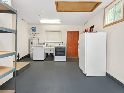 9310 SW 18th Place Portland OR 97219