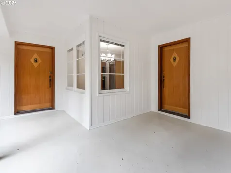 9310 SW 18th Place Portland OR 97219