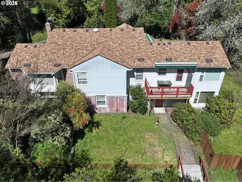 9310 SW 18th Place Portland OR 97219