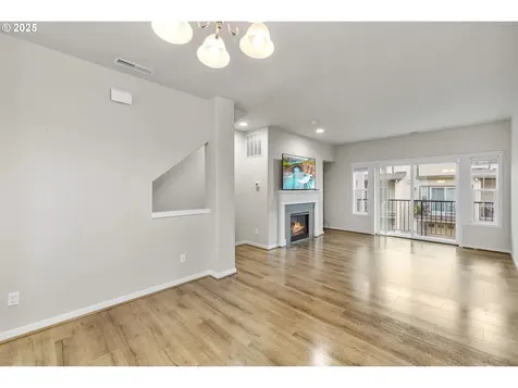 28668 SW Paris Avenue Wilsonville OR 97070