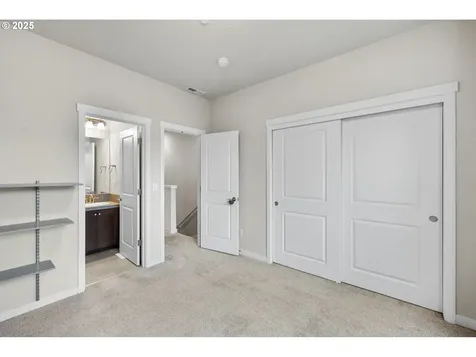 28668 SW Paris Avenue Wilsonville OR 97070