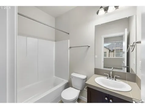 28668 SW Paris Avenue Wilsonville OR 97070