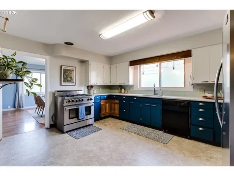 525 10th Street Springfield OR 97477