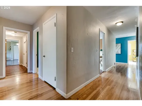 525 10th Street Springfield OR 97477