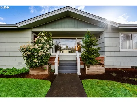 525 10th Street Springfield OR 97477