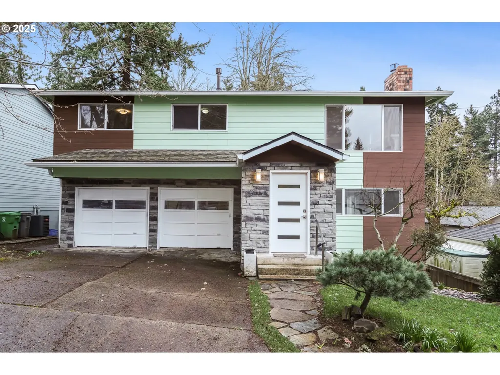 3624 SW Nevada Street Portland OR 97219