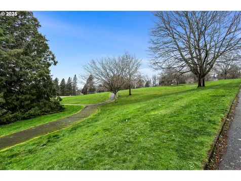 3624 SW Nevada Street Portland OR 97219