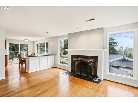 3624 SW Nevada Street Portland OR 97219