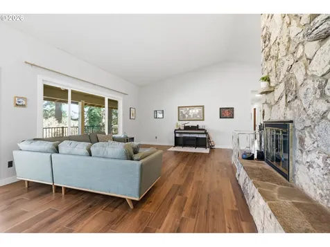 7175 Ridgegate Drive Gladstone OR 97027