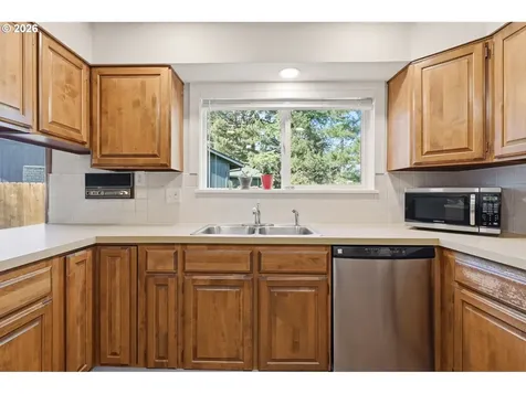 7175 Ridgegate Drive Gladstone OR 97027