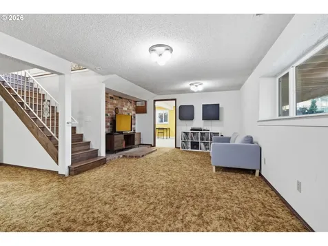 7175 Ridgegate Drive Gladstone OR 97027