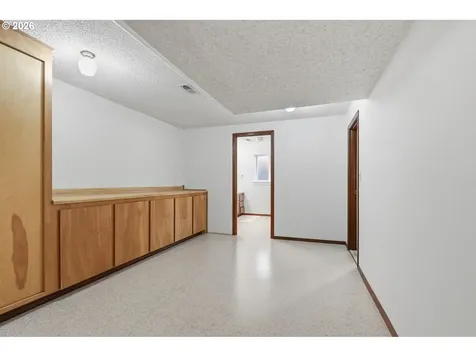 7175 Ridgegate Drive Gladstone OR 97027