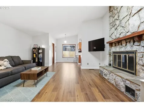 7175 Ridgegate Drive Gladstone OR 97027