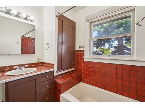 3216 NE 52nd Avenue Portland OR 97213