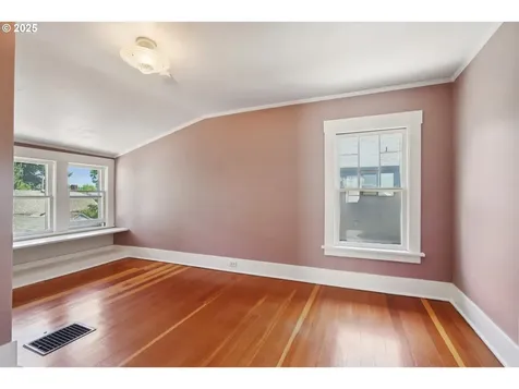 3216 NE 52nd Avenue Portland OR 97213