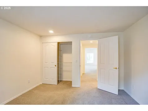 16914 SE 30th Circle Vancouver WA 98683