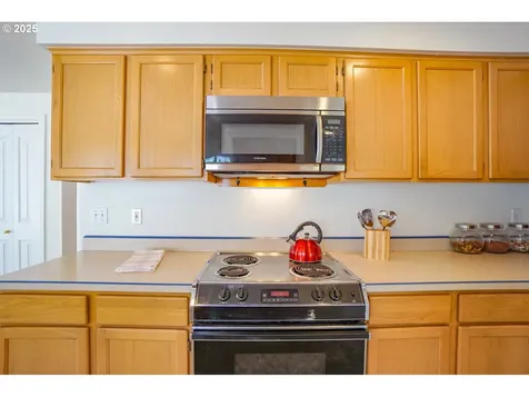 16914 SE 30th Circle Vancouver WA 98683