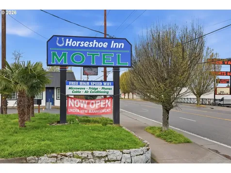 11324 NE Sandy Boulevard Portland OR 97220