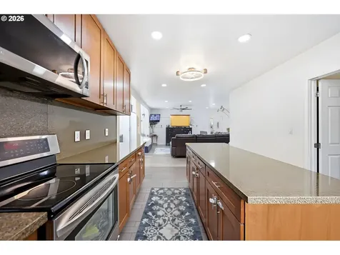 11324 NE Sandy Boulevard Portland OR 97220