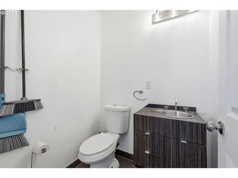 11324 NE Sandy Boulevard Portland OR 97220