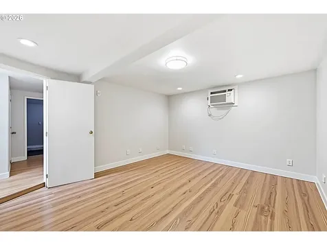 11324 NE Sandy Boulevard Portland OR 97220