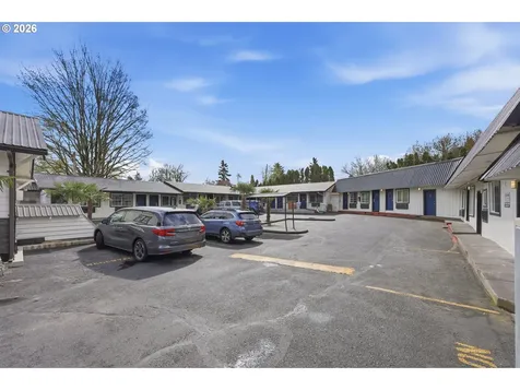 11324 NE Sandy Boulevard Portland OR 97220
