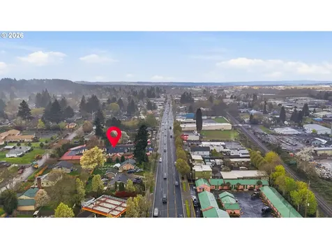 11324 NE Sandy Boulevard Portland OR 97220
