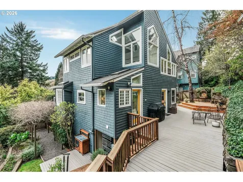 1361 SW Broadway Drive Portland OR 97201