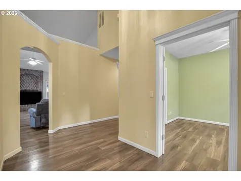 11415 SE Highland Loop Clackamas OR 97015