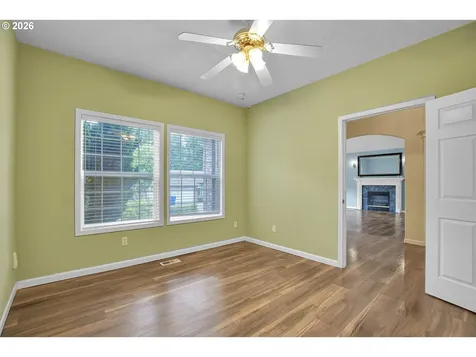 11415 SE Highland Loop Clackamas OR 97015