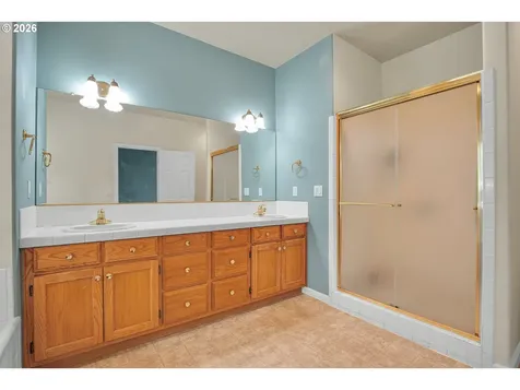 11415 SE Highland Loop Clackamas OR 97015