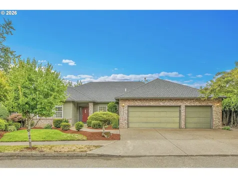 11415 SE Highland Loop Clackamas OR 97015
