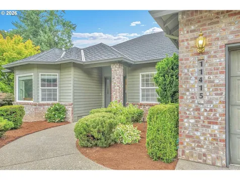 11415 SE Highland Loop Clackamas OR 97015