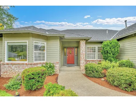11415 SE Highland Loop Clackamas OR 97015