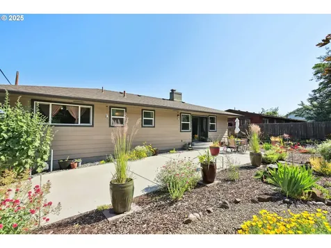 1900 E 10th Street The Dalles OR 97058