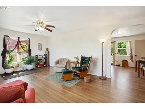 1900 E 10th Street The Dalles OR 97058