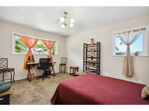 1900 E 10th Street The Dalles OR 97058