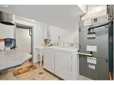 1900 E 10th Street The Dalles OR 97058