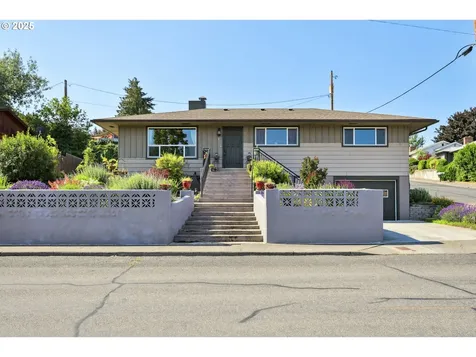 1900 E 10th Street The Dalles OR 97058