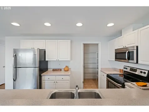 1608 NE 154th Street Vancouver WA 98686