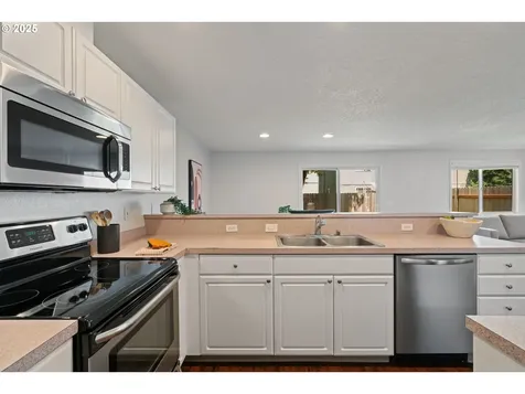 1608 NE 154th Street Vancouver WA 98686
