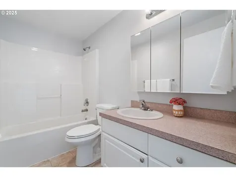 1608 NE 154th Street Vancouver WA 98686