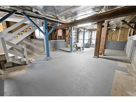 590 17th Street Astoria OR 97103