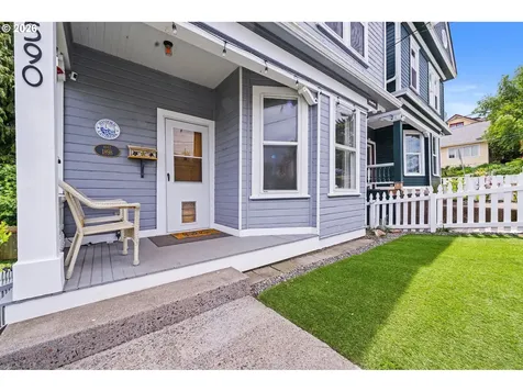590 17th Street Astoria OR 97103